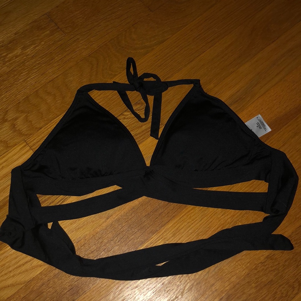 Black triangle tie back bikini! Size Medium!